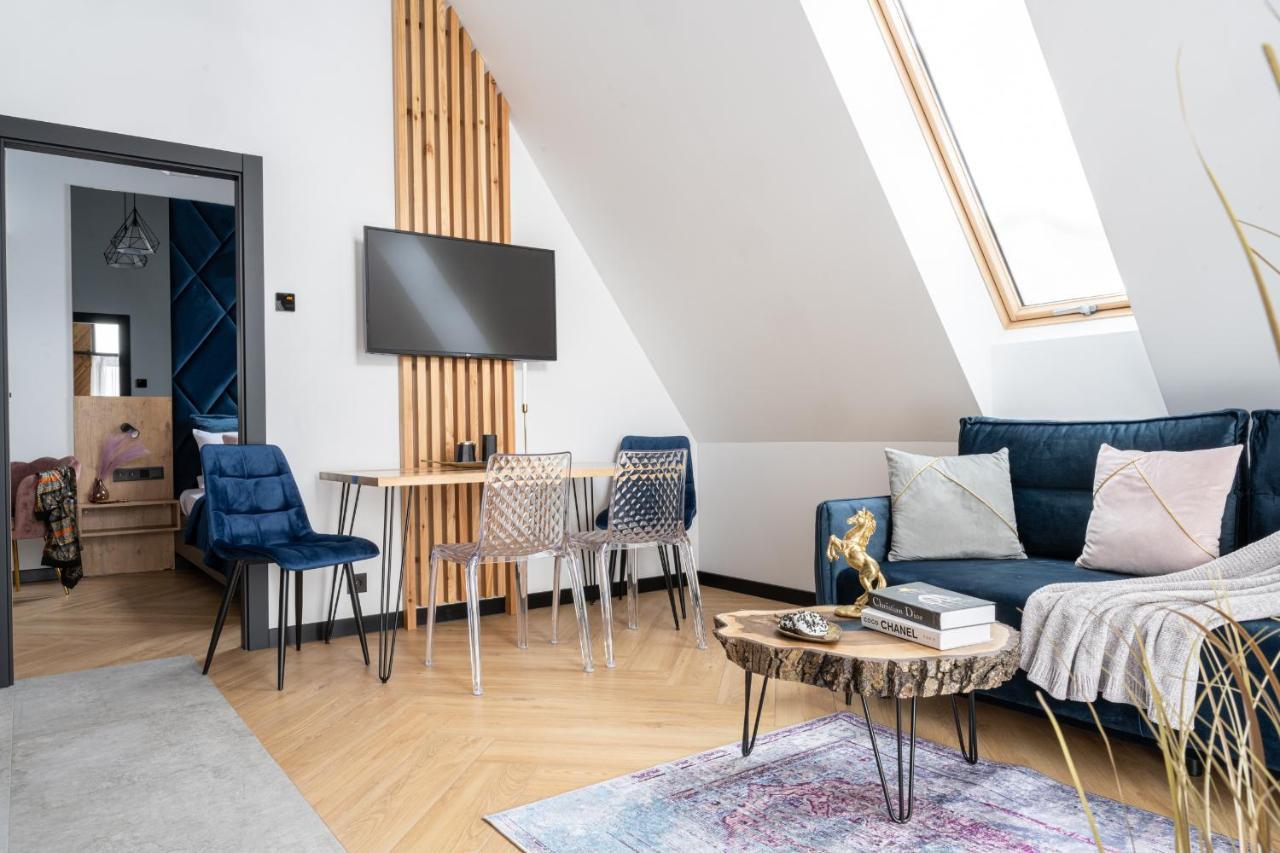 Aparthotel Wrota Chalubinskiego *
